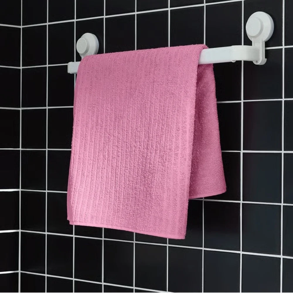 Soft Pink Ribbed Bath Towel